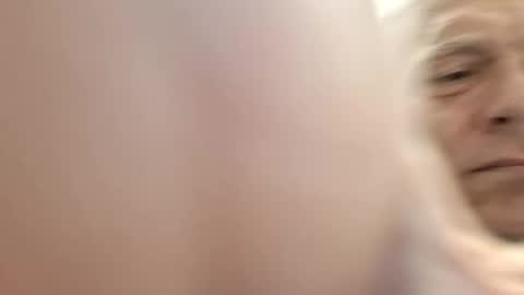 Snapshot of david_stone1969 chatting on October 20, 2:00 pm david_stone1969 online show from October 20, 2:00 pm