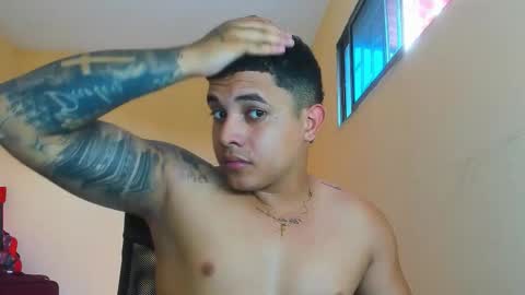 Lennon online show from January 5, 7:39 pm