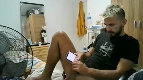 Snapshot of davomagno chatting on October 26, 4:06 pm davomagno online show from October 26, 4:06 pm