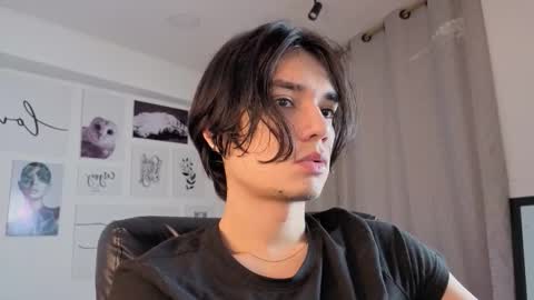 davoxer online show from December 5, 4:23 am