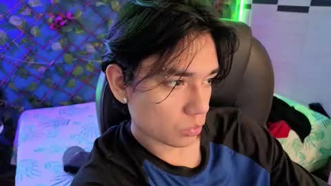 davoxer online show from March 25, 4:30 am