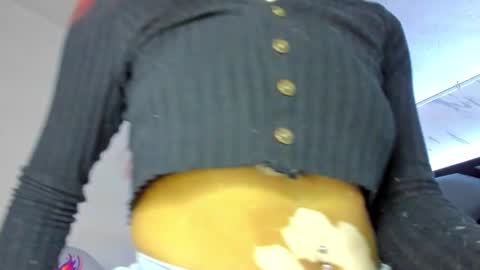Snapshot of dayana_harlow2 chatting on February 19, 12:11 pm dayana_harlow2 online show from February 19, 12:11 pm