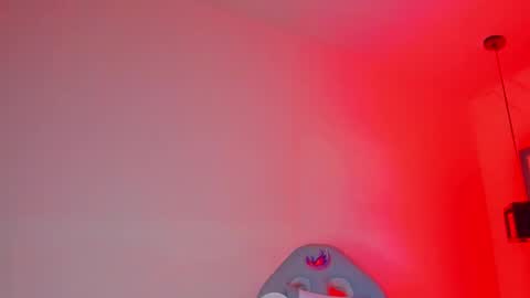 Snapshot of dayana_harlow2 chatting on February 4, 12:11 pm dayana_harlow2 online show from February 4, 12:11 pm