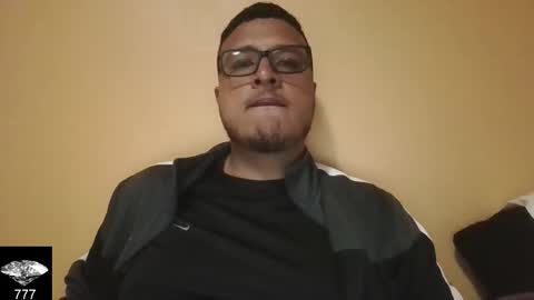 dc333777 online show from March 25, 2:51 am