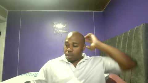 DCrush online show from December 2, 10:30 pm