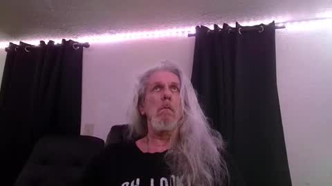 deaconoddeye online show from January 6, 10:47 pm