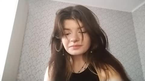 Camille online show from March 19, 2:11 pm