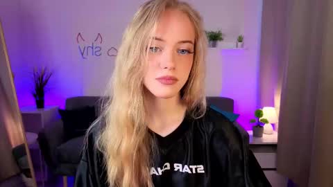 Tessa online show from February 28, 12:42 pm