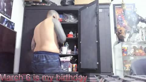    online show from March 5, 10:10 pm