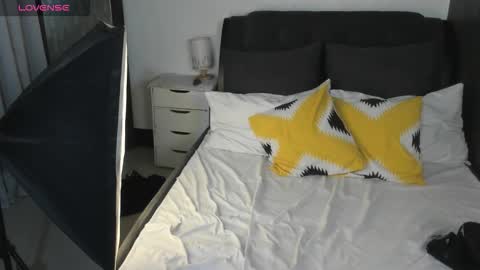 deavasinners online show from October 25, 10:25 am