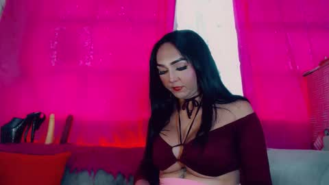 deboragill online show from March 25, 9:54 pm