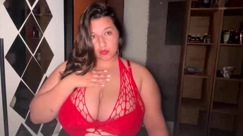 SassyNove online show from April 7, 8:22 pm