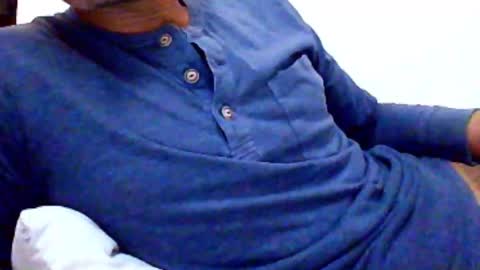 Snapshot of deepak4ualways chatting on March 2, 12:11 pm sandy4umylove2014 online show from March 2, 12:11 pm