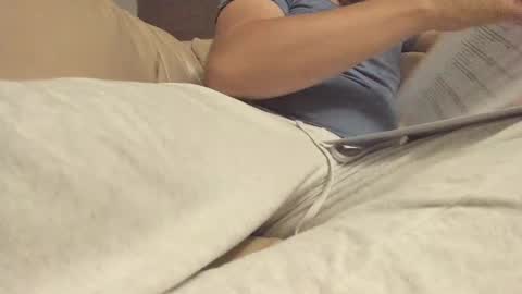 blue online show from April 19, 4:35 am