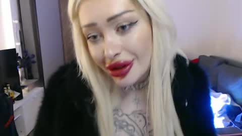 Jenna online show from March 17, 9:20 pm