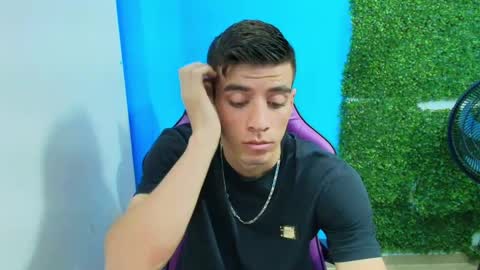 Snapshot of deiby_baby chatting on January 23, 10:44 pm DEIBY online show from January 23, 10:44 pm