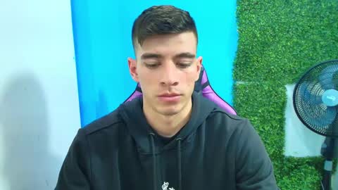 Snapshot of deiby_baby chatting on January 28, 4:29 am DEIBY online show from January 28, 4:29 am