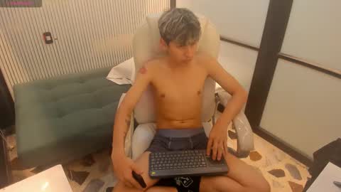 Deilan Wolf  online show from March 2, 7:15 am