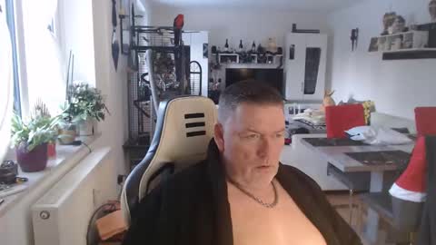 deinprinz2312 online show from January 4, 7:24 am