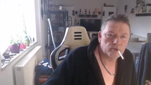 deinprinz2312 online show from March 4, 6:37 am