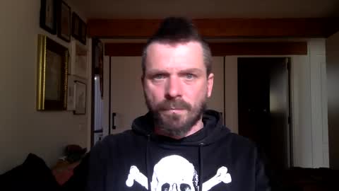 Hermes online show from December 19, 12:01 pm