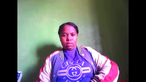 deliah712909 online show from February 3, 6:40 am