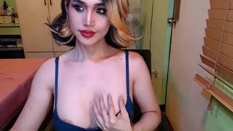 Mercedes online show from March 7, 7:30 am