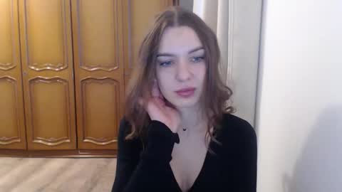 Aurora online show from November 21, 7:06 am