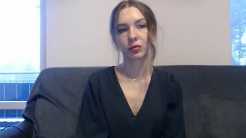 Snapshot of delightaurora chatting on October 13, 5:31 am Aurora online show from October 13, 5:31 am