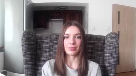Snapshot of delightaurora chatting on February 28, 10:52 am Aurora online show from February 28, 10:52 am