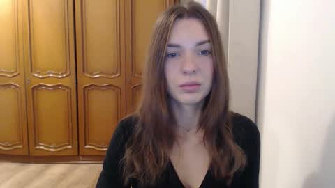 Aurora online show from November 3, 6:25 am