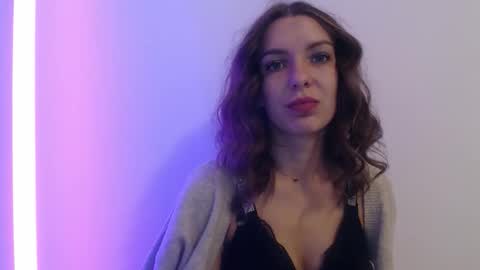 Snapshot of delightaurora chatting on September 30, 5:51 am Aurora online show from September 30, 5:51 am