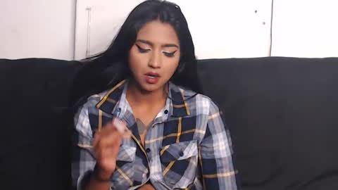 Snapshot of delilah_blazee chatting on February 23, 6:45 pm Delilah Blaze online show from February 23, 6:45 pm