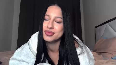 delly_love online show from October 5, 12:19 am