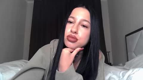 delly_love online show from October 8, 7:20 pm