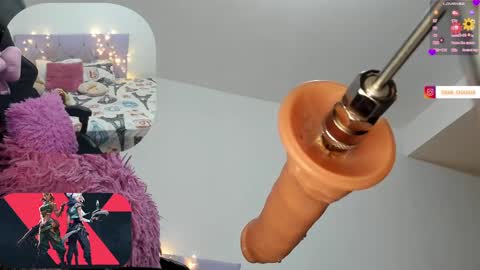 Snapshot of demi_chan chatting on September 28, 10:02 am demiii online show from September 28, 10:02 am