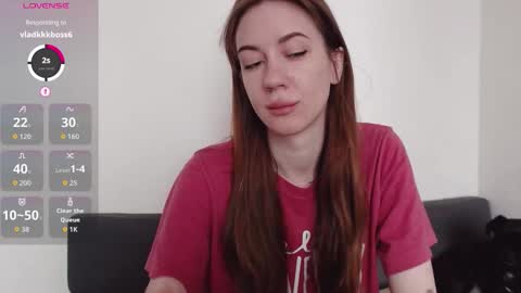 Snapshot of demiamour chatting on September 18, 9:46 am Demi. not your babybabebb and other shit online show from September 18, 9:46 am