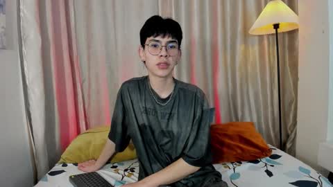 demian_hush online show from February 19, 2:54 am