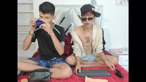 Snapshot of demiansalvatore chatting on October 10, 7:08 pm Demian and Salvatore online show from October 10, 7:08 pm
