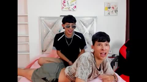 Snapshot of demiansalvatore chatting on September 19, 5:49 pm Demian and Salvatore online show from September 19, 5:49 pm