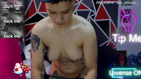 DEMI online show from November 27, 2:14 pm