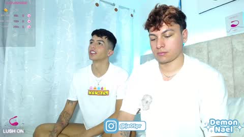 Snapshot of demonael chatting on December 21, 3:14 am Juan Gabriel Independent Models 3 online show from December 21, 3:14 am