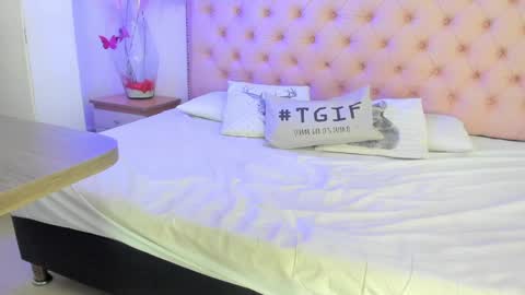 denisse_logan online show from April 13, 3:33 am