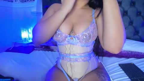 denisse_logan online show from November 29, 3:47 am
