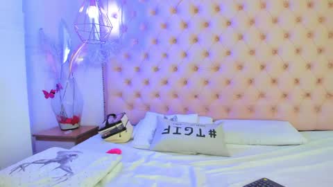 denisse_logan online show from April 6, 3:26 am