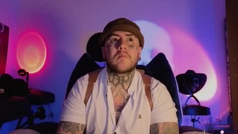 Oliver online show from January 14, 3:03 am