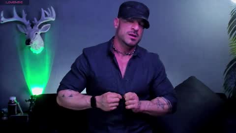 dennis_cox_ online show from February 8, 10:41 am