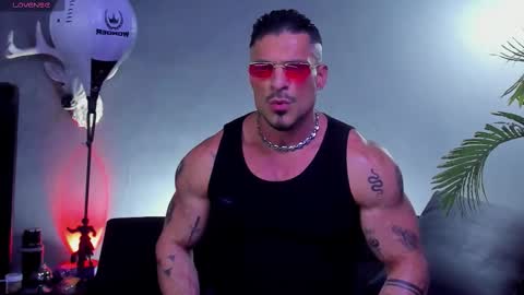 dennis_cox_ online show from January 14, 1:24 am