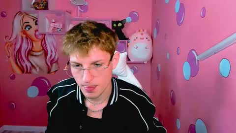 Dennis online show from November 27, 4:14 pm