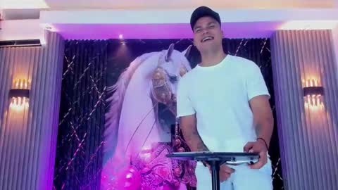 dereck_bbc online show from December 22, 4:36 pm